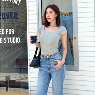 MOTTOM - VELA Square Neck Short Sleeve Tee | เสื้อยืด คอกว้า…