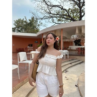 Sandy Top เสื้อปาดไหล่แต่งสม็อครอบตัว ใส่ไปทะเล คาเฟ่แบบเริ่…