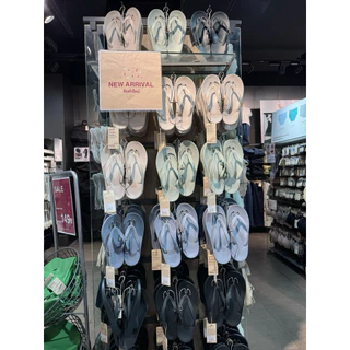 MUJI รองเท้าแตะแบบหนีบ FLIP FLOPS ** สอบถามก่อนสั่งซื้อ**