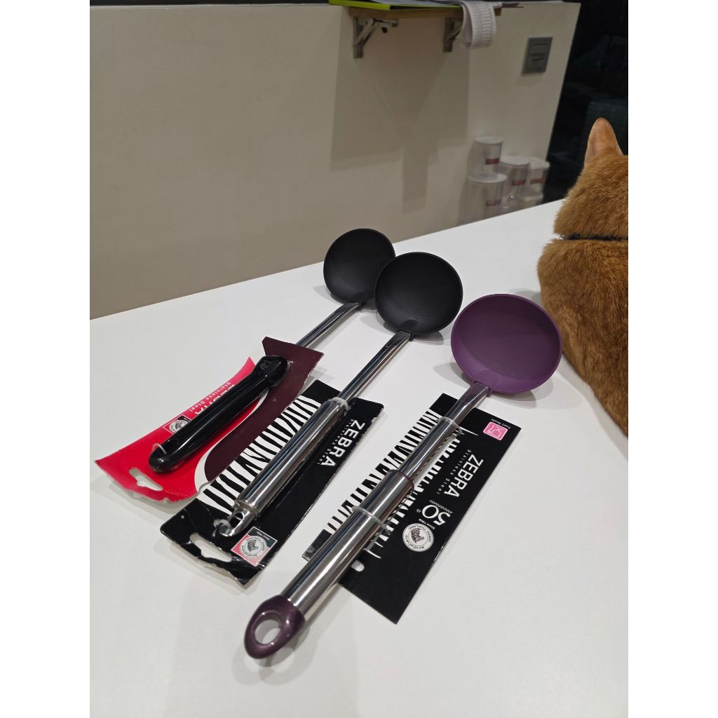 ZEBRA กระบวย Nylon 3.5 นิ้ว ด้าม Focus Image II Image III #ทวีชัย