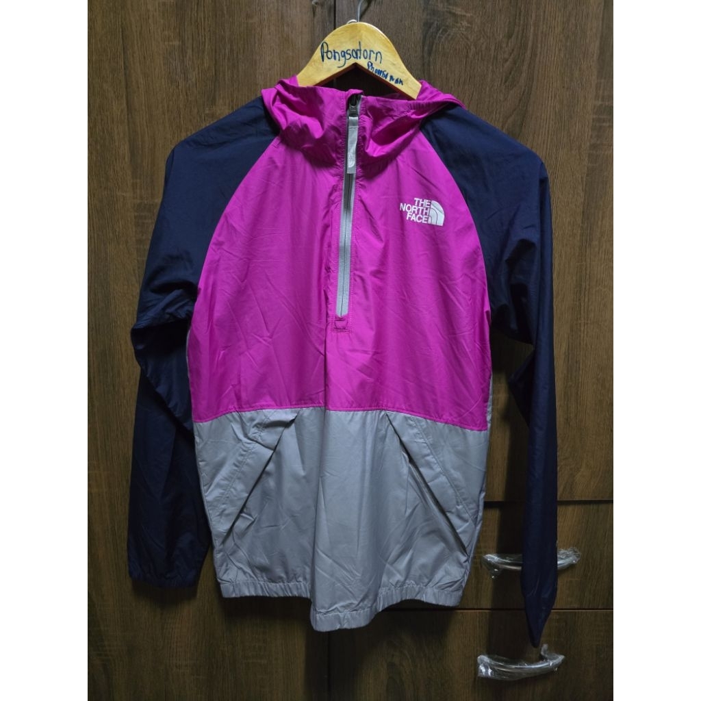 เสื้อกันลม The north face รุ่น windwall แท้ อกประมาณ 18 นิ้ว  มือ 2