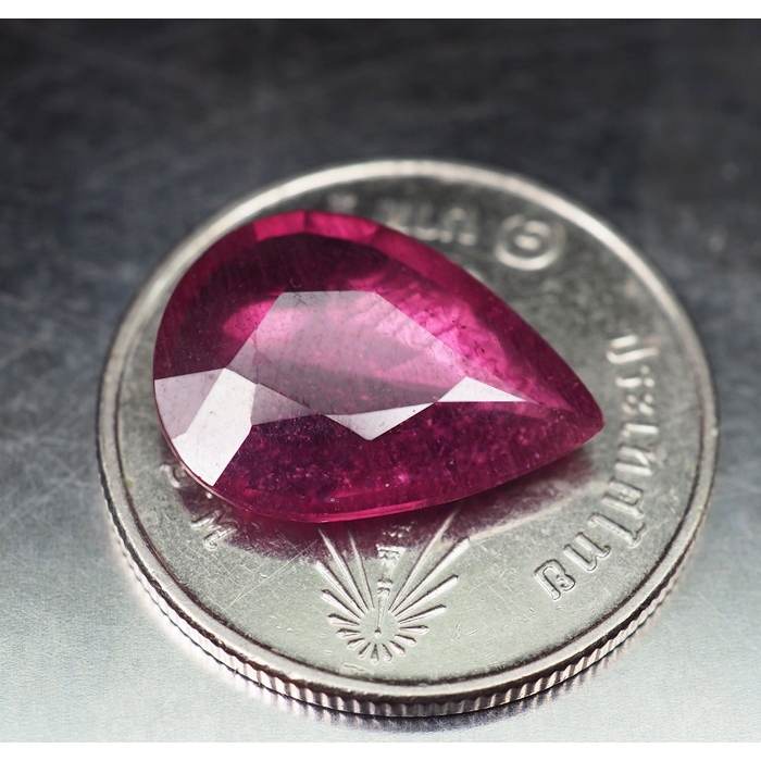 พลอยทับทิม (Ruby) 4.35 กะรัตสีแดงม่วง (11041)