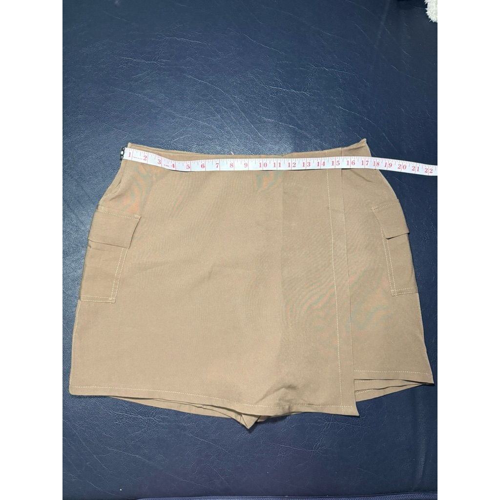 ส่งต่อ กระโปรงกางเกงสีน้ำตาล แบรนด์ Mesave