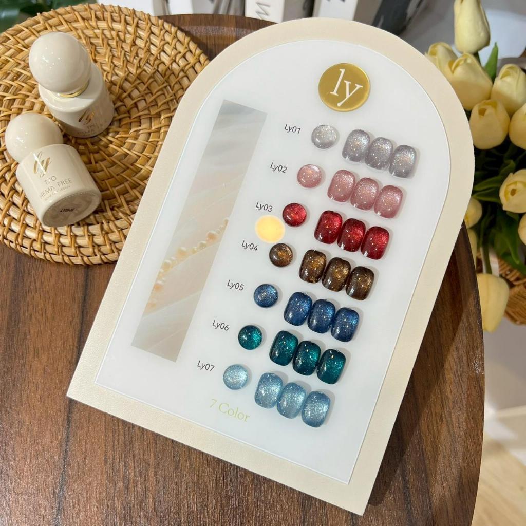 Ly10 Cateye Set 7 สี พร้อมชาร์จสำเร็จรูป ชุดยาทาเล็บ free tpo