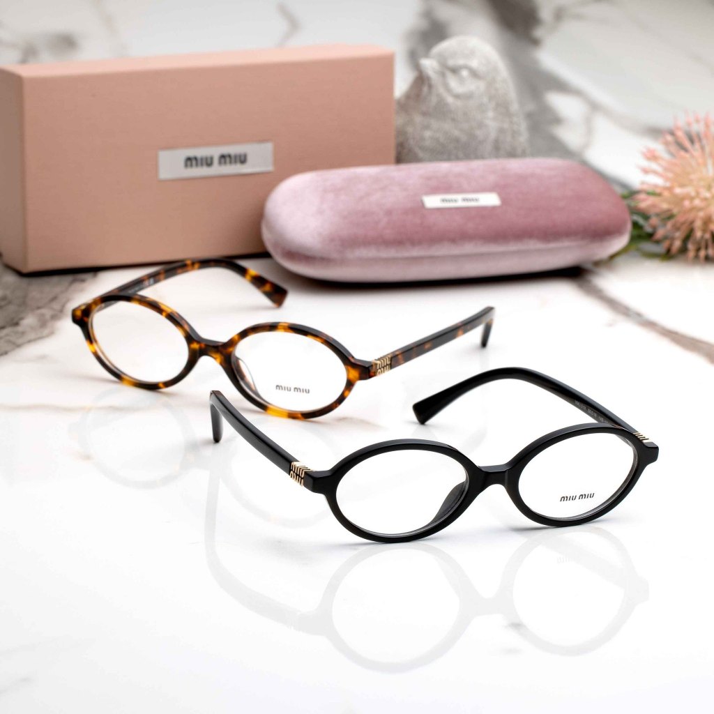 กรอบแว่นตา Miu Miu รุ่น MU 01XV SIZE 50 MM. (มี 2 สี) **ประกัน 2 ปีจากแบรนด์ **