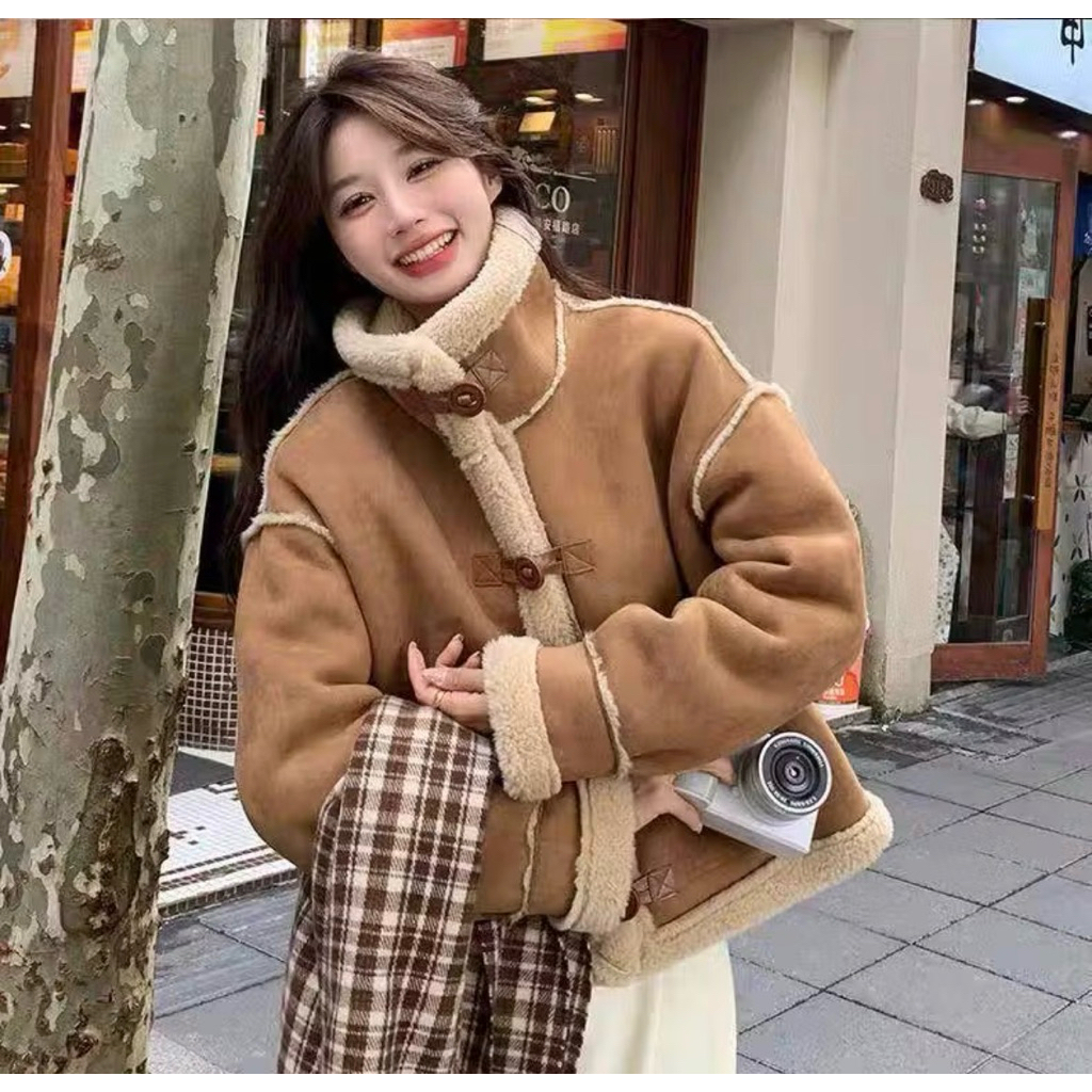 ส่งต่อแจ็คเก็ตหนังกลับ suede jacket พร้อมส่ง