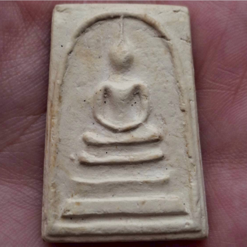 พระสมเด็จ 100ปี พิมพ์ไข่ปลาเลือน วัดระฆังฯ กรุงเทพฯ