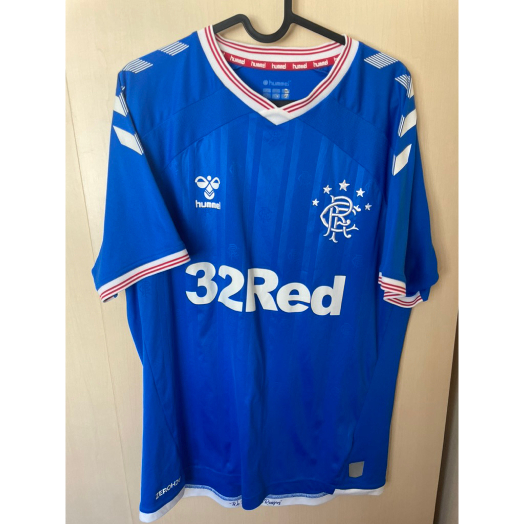 เสื้อแท้ หย้าของสโมสรฟุตบอลเรนเจอส์ (Rangers FC) ประจำฤดูกาล 2019/20 ที่ผลิตโดยแบรนด์ Hummel