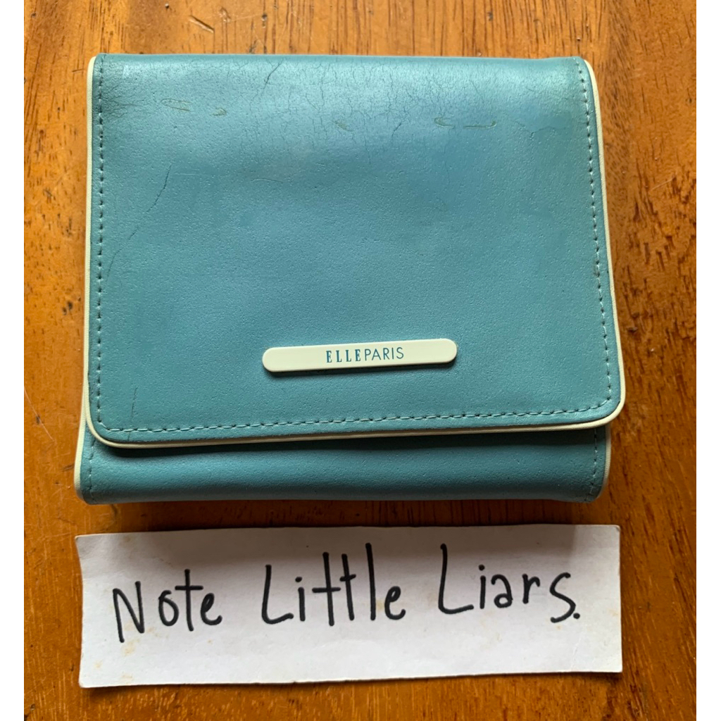 กระเป๋าสตางค์แบรนด์ ELLE PARIS