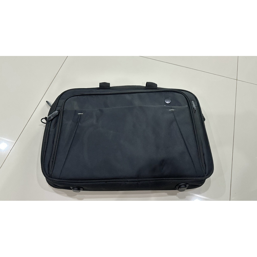 กระเป๋าโน๊ตบุ๊ค กระเป๋าสะพาย กระเป๋าสะพายข้าง กระเป๋าแล็ปท็อป HP ของแท้ พร้อมสานสะพาย