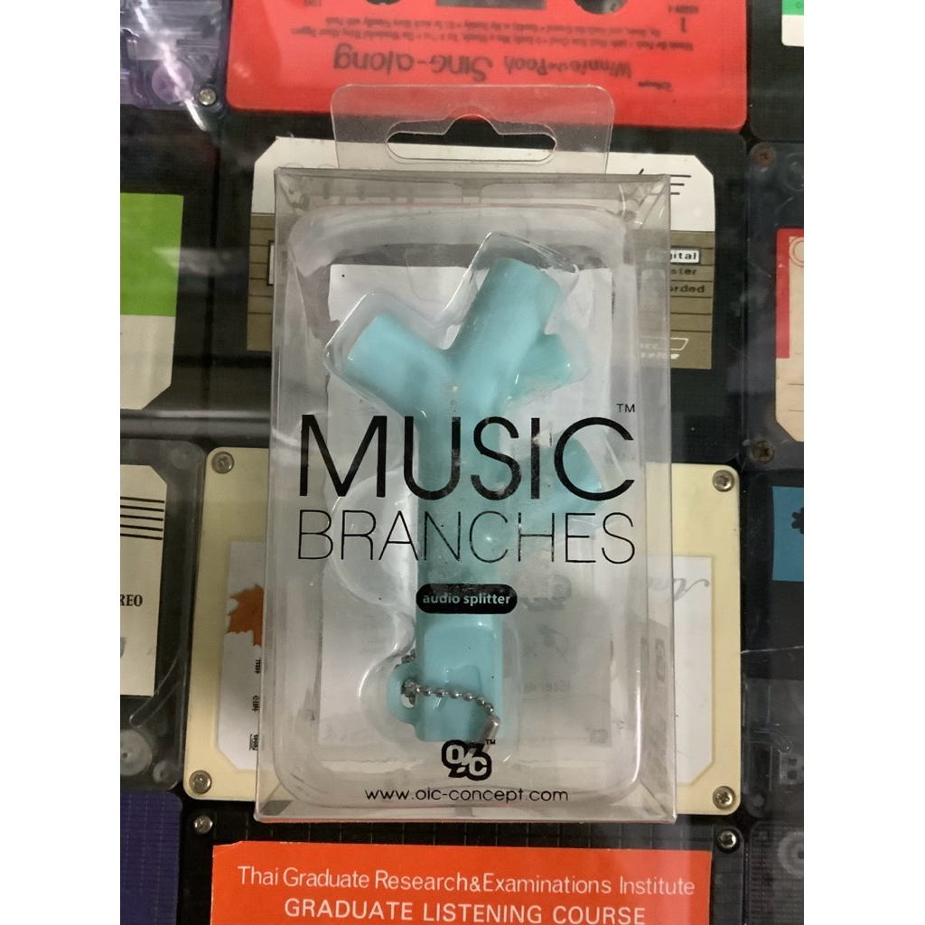 อุปกรณ์แบ่งช่องเสียบหูฟัง music branches แบบ 3ช่อง สำหรับ iPads/ iPhones สินค้าจากตู้ญี่ปุ่น