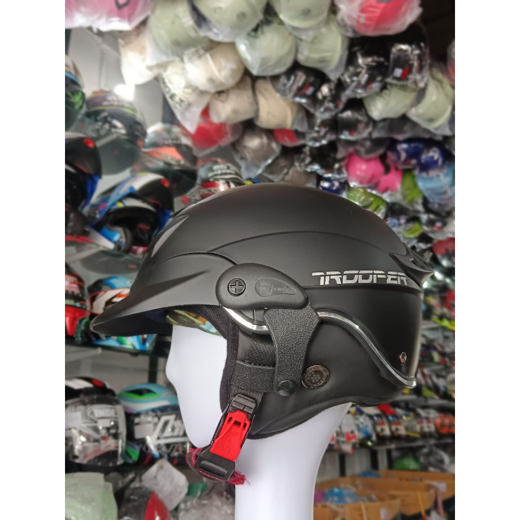 หมวกกันน็อคครึ่งใบ space crown รุ่น Tooper