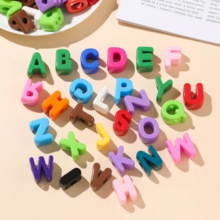 5-10 ชิ้น ลูกปัดตัวอักษร ผสมสี ลูกปัดอะครีลิค A-Z สีพาสเทล รูกว้าง สำหรับร้อยชื่อ สำหรับ DIY สายคล้องมือถือ ของขวัญ