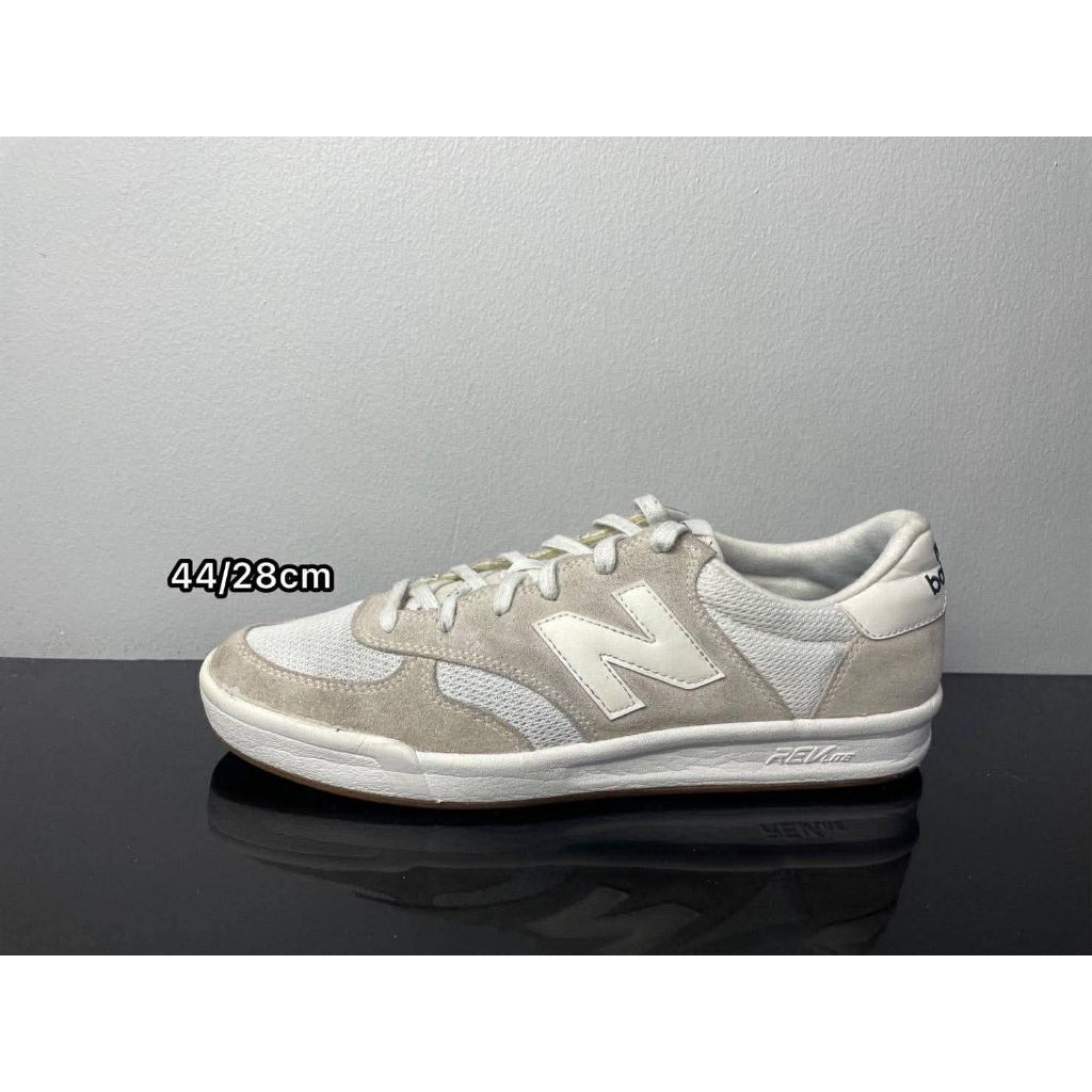 รองเท้ามือสอง New Balance