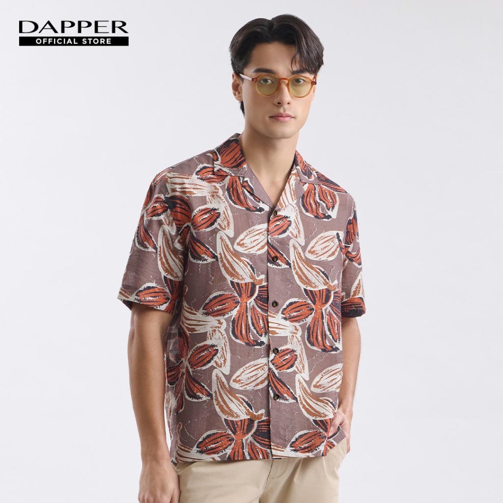 DAPPER เสื้อเชิ้ตแขนสั้น Brown Blossom Print สีน้ำตาล (BCS/BR/555HP)