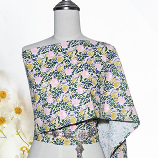 สใบลายดอกไม้ กว้าง 30 ซม ยาว 3 เมตร ผ้าไทย ผ้าฝ้ายพิมพ์ลาย