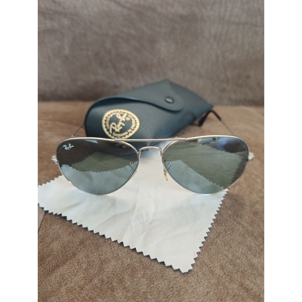 แว่นกันแดด​ Ray-ban😎