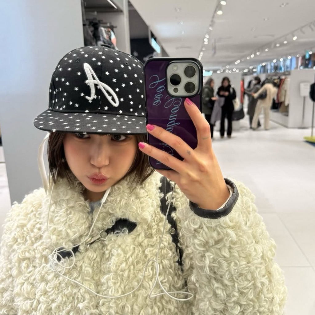 [พรีออเดอร์] The Museum Visitor TMV Patch Embroidery Cap