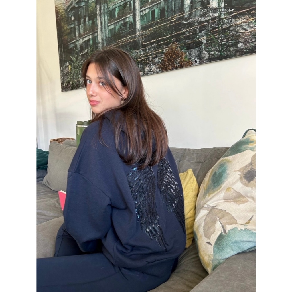 Subdued Wings Sequin Hoodie เสื้อฮู้ด เสื้อแขนยาว เสื้อกันหนาว ของแท้จากช็อป