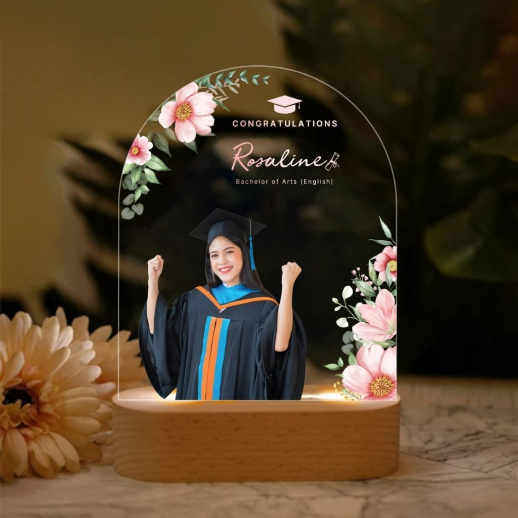 จัดทำ 1-2 วัน Happylife New Congratulation 2026 โคมไฟอะคริลิคสั่งทำ สกรีนUV ของขวัญเกษียณ ของขวัญวันเกิด วันรับปริญญา