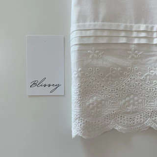 Olivia Skirt-Blissey.co กระโปรงกางเกง กระโปรงสั้นลูกไม้