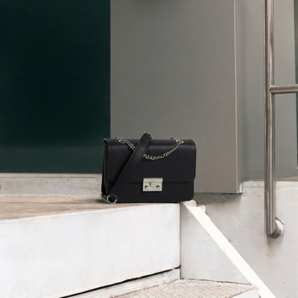 (ไม่มีกล่อง) MUNIGA กระเป๋าสะพายรุ่น "Ella" สินค้าขายดี!!