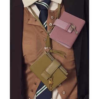 GLISS - GIGLIO WALLET WITH STRAP กระเป๋าสตางค์ มีสายห้อยคอถอดออกได้ ใบเล็ก เบาบาง มีช่องใส่ธนบัตร เหรียญ และบัตร 10-12 ใ