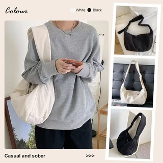 กระเป๋า Nylon bag ทรงhalf moon มินิมอลเกาหลี 2 สี