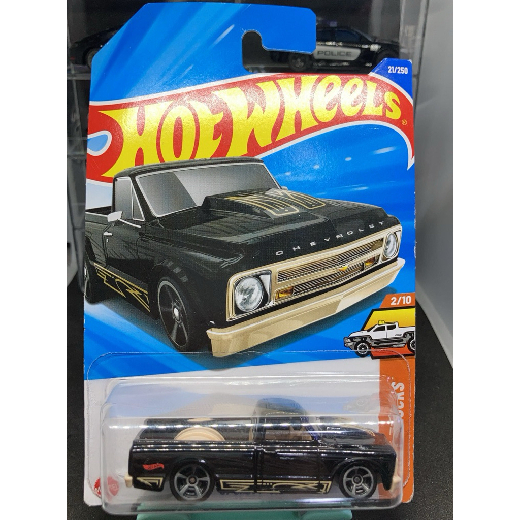 รถเหล็ก HotWheels '67 CHEVY C10 3+