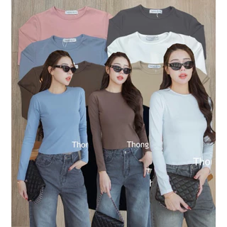 T329 Thong glom เสื้อแขนยาวผ้ายูนิโคล่เนื้อพรีเมี่ยม ทรงสวยช่วงเอวเข้ารูป เหมือนน้องเบบี้ทีมาเป็นแขนยาวให้ค่ะ