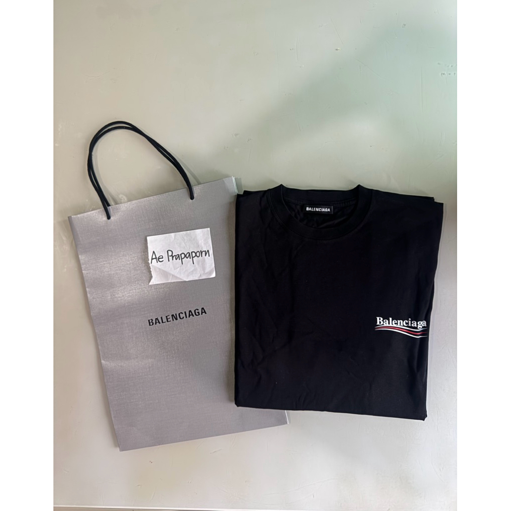 เสื้อยืด Balenciaga พร้อมส่ง แท้ 100%พร้อมถุงกระดาษ