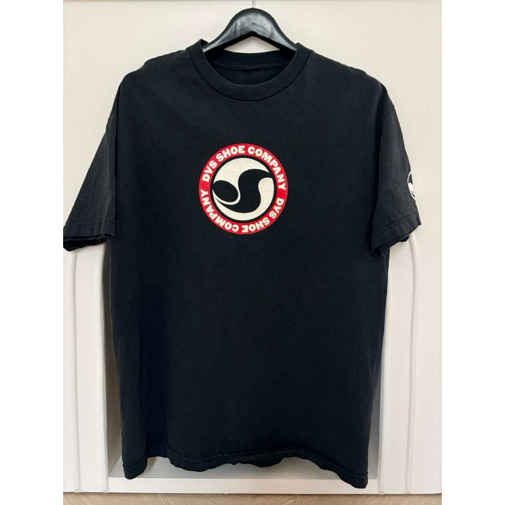 เสื้อ DVS Shoes Company / 90‘s skate T-shirt