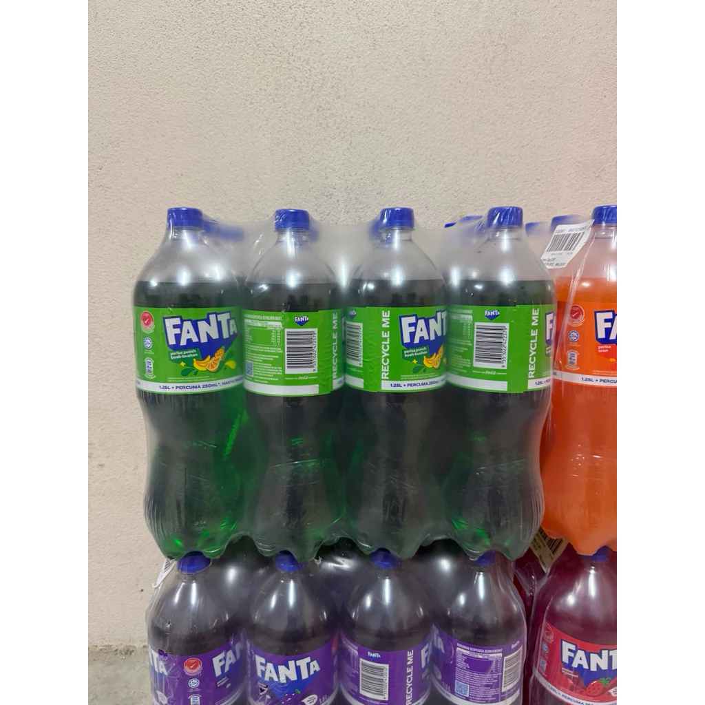 น้ำอัดลม แฟนต้าเขียว ขนาดใหญ่1.5 L แพ็ค12ขวด มาเล