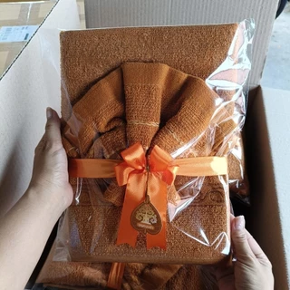 พร้อมส่ง จัดเซท 2 ชิ้นผ้าเช็ดตัวถวายพระผืนใหญ่ + ผืนเล็กแพ็คถุงผูกโบว์พร้อมถวายพระ ผ้านุ่ม ซึมซับดี เหมาะสำหรับงานบุญ