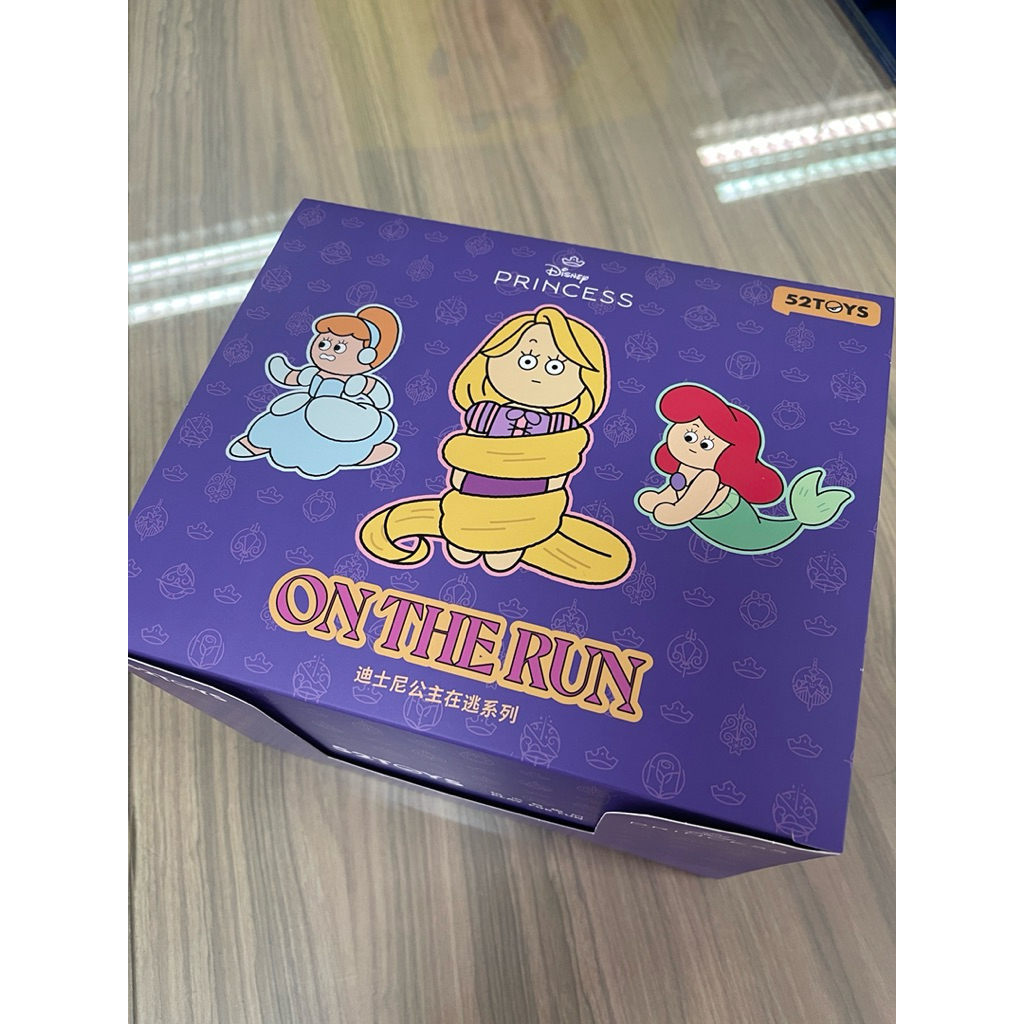 พวงกุญแจสุ่มเจ้าหญิงดิสนีย์ (เลือกตัว) จาก 52toys