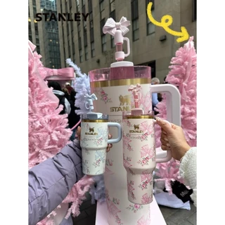 Stanley 40oz LoveShackFancy แก้วน้ำ 1200ml เก็บร้อนเย็น มีหูจับ พร้อมส่ง