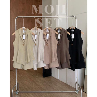Moji Set : ชุดเซ็ท 2 ชิ้นขาสั้น ชุดเซ็ทขาสั้นเสื้อแขนกุด เสื้อตัวยาวแต่งกระดุมเดียว งานเรียบหรู แพง BETTY (B058)