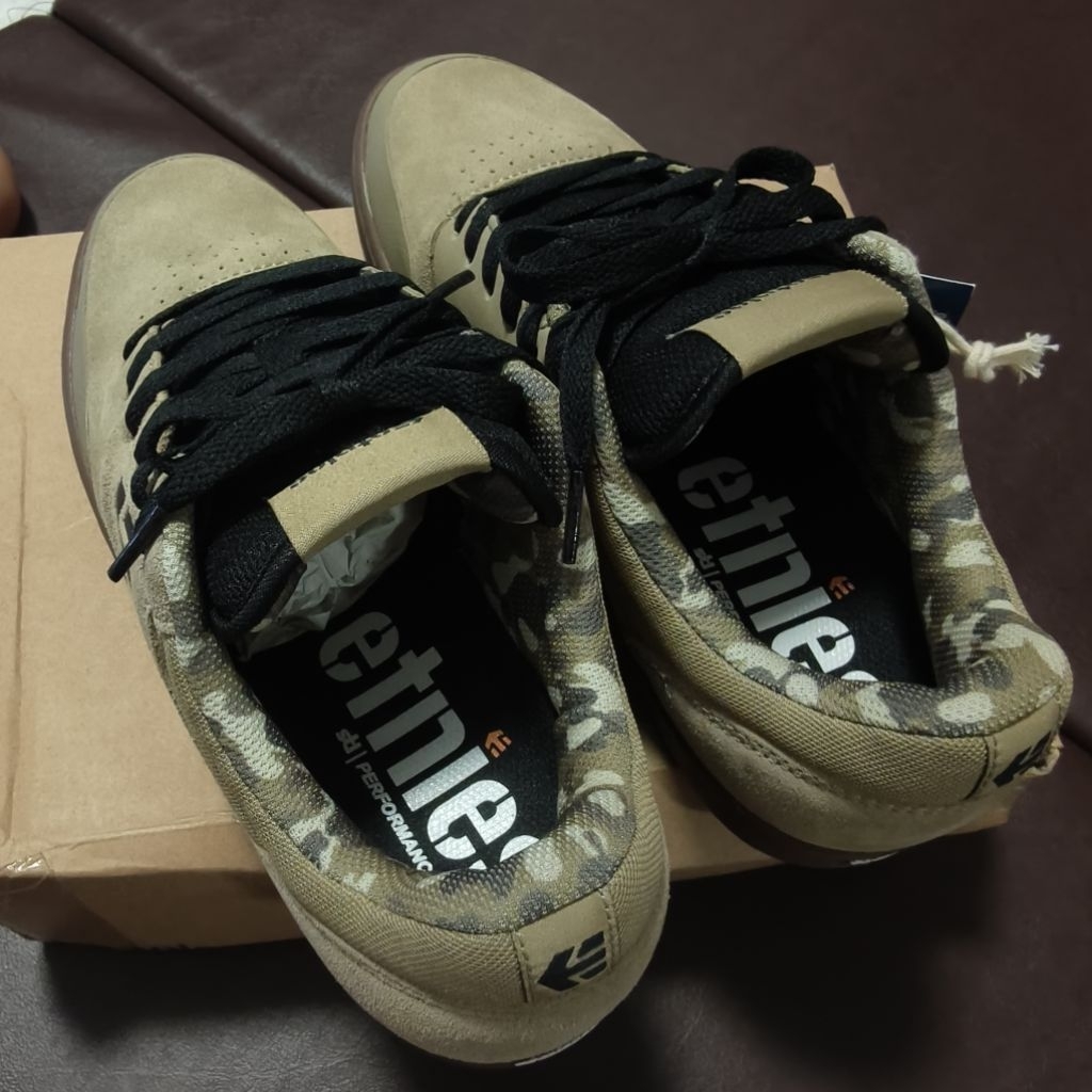 Etnies Mrana michelin Tan/Black/Grey skate shoes size 9 us men