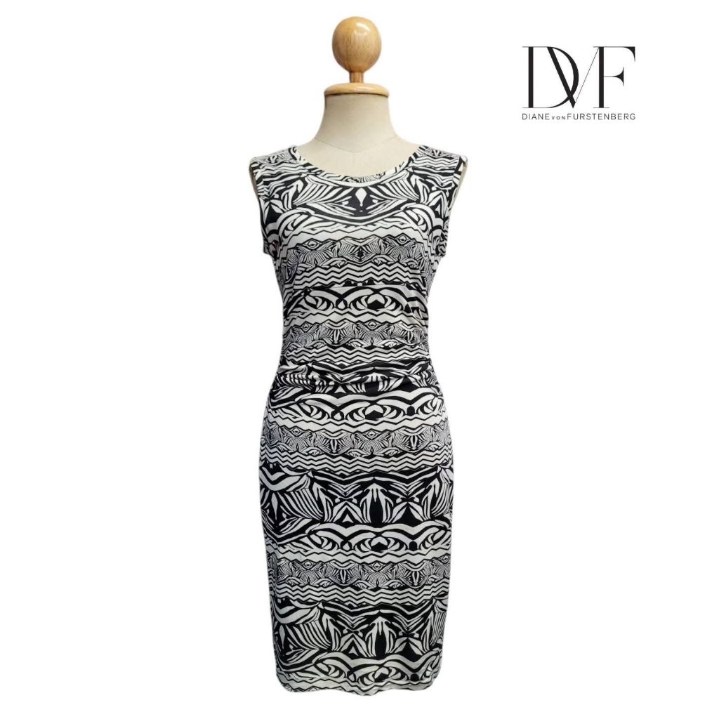 Selene Silk Sleeveless DressSz. (2)