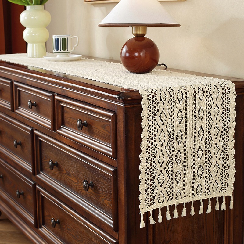 สไตล์ยุโรป ผ้าปูโต๊ะ Table Runner ลายลูกไม้ 160/180/200/240cm นักวิ่งโต๊ะ สําหรับตกแต่งโต๊ะทีวี ผ้าปูโต๊ะผ้าฝ้าย