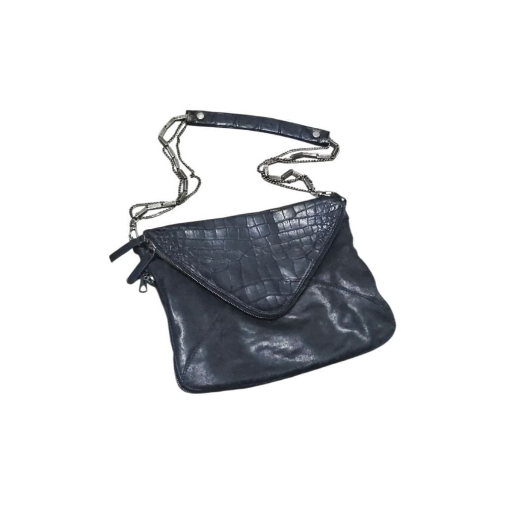 สินค้ามือสอง กระเป๋า boyy slash medium size สีดำ ของแท้ 100% สภาพดี