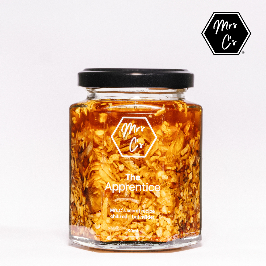 Mrs C's The Apprentice Crispy Chilli Oil น้ำมันพริกกรอบ รุ่น เผ็ดน้อย