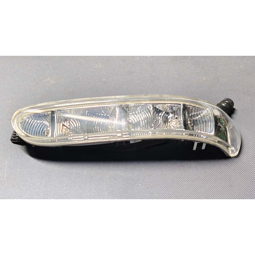 ไฟเลี้ยว Led กระจกมองข้างขวา 220 820 0621 สำหรับ Mercedes CL S-Class W220 W215 ปี 2003-2006