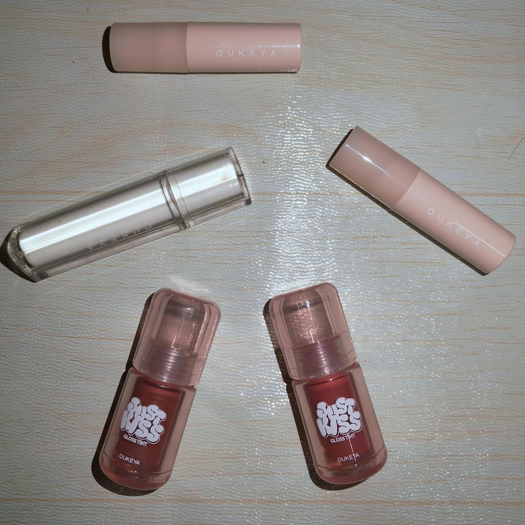ส่งต่อลิปOUKEYAแค่ลองสั่งมาเทสสีคะ ไม่เคยใช้งับ