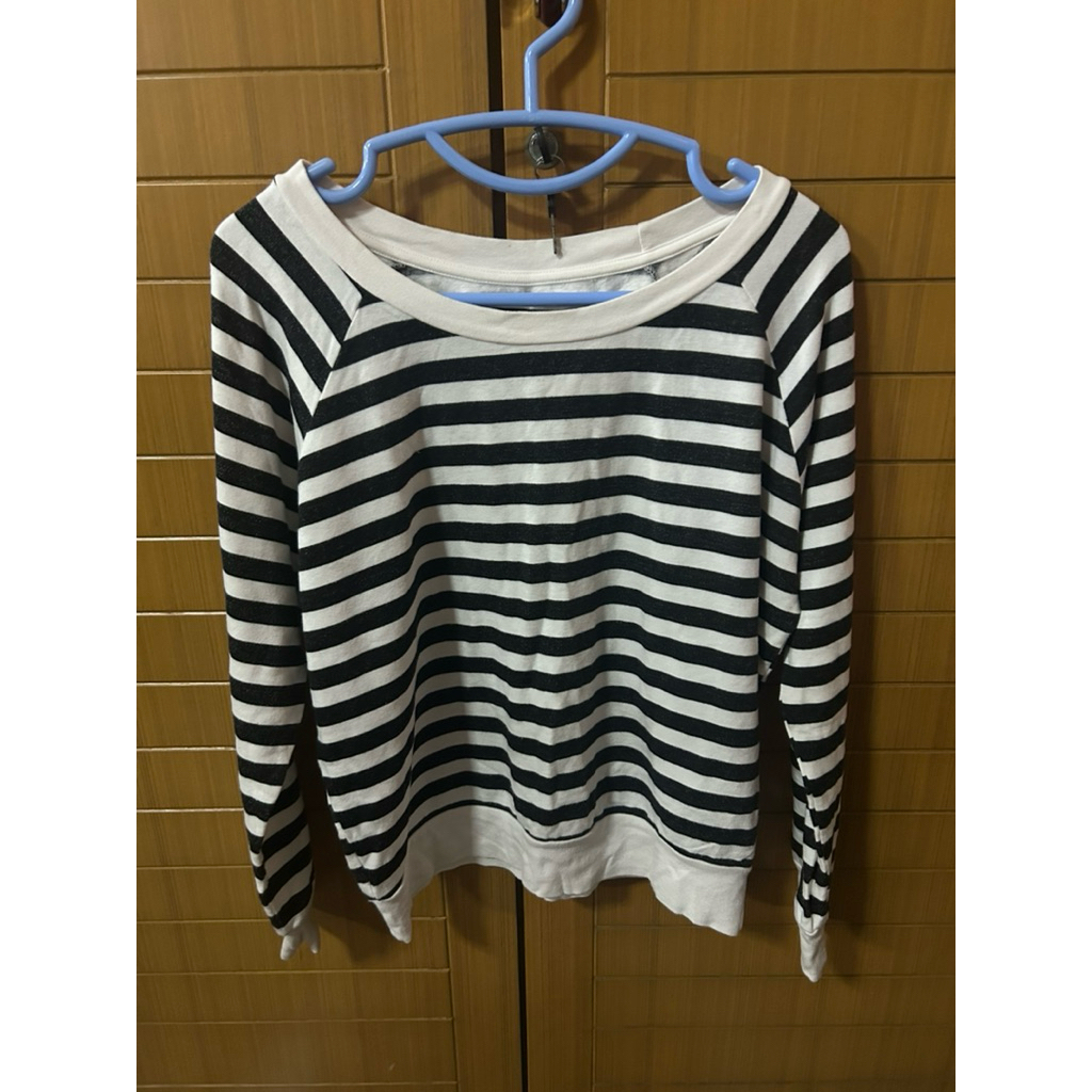 เสื้อยืด forever twentyone มือสองสภาพดี ไซส์ L อกได้ถึง 44 นิ้ว
