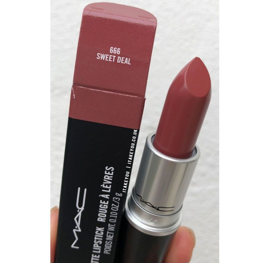 MACXIMAL Silky Matte Lipstick สี 666 Sweet Deal เป็นลิปสติกโทนสีชมพูอมแดงตุ่นๆ นัวๆ