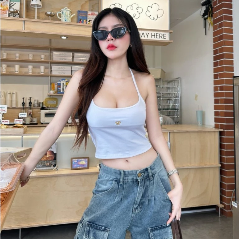 เสื้อครอปคล้องคอ ผ้ายืดยูนิ ปักโลโก้อก ทรงสวยใส่แล้วพรางหุ่น สาวอวบใส่ได้ พร้อมส่งทุกสี รุ่น ผ้ายืดนุ่ม ใส่สบาย ฟรีไซส์