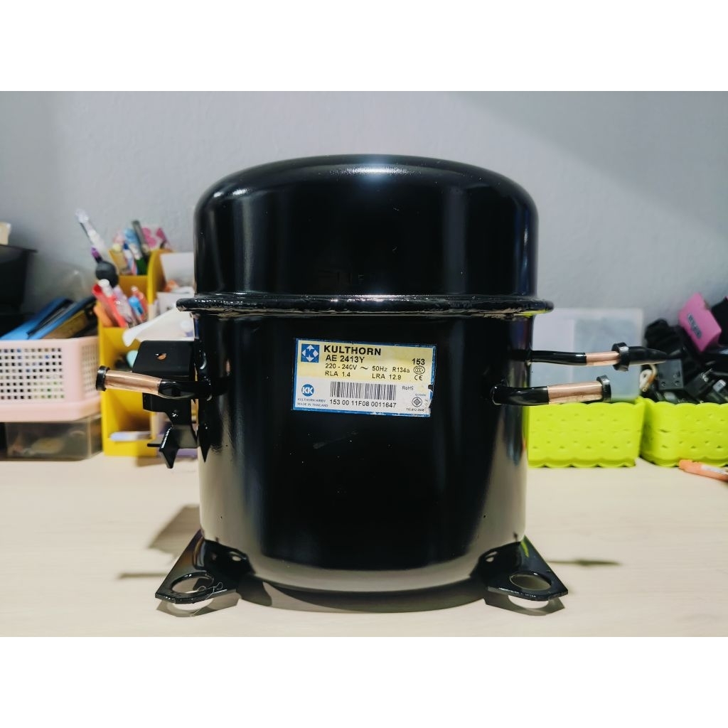 คอมตู้แช่มือสอง ยี่ห้อ กุลธร รุ่น AE2413Y ขนาด 3/4 แรง น้ำยา R134a อุปกรณ์ พร้อมใช้งาน