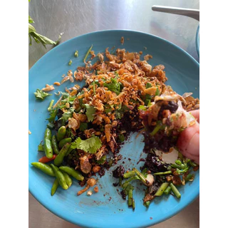 พริกลาบต้นข่อย แบบกระปุก รสชาติอร่อย เจ้าเจ้า