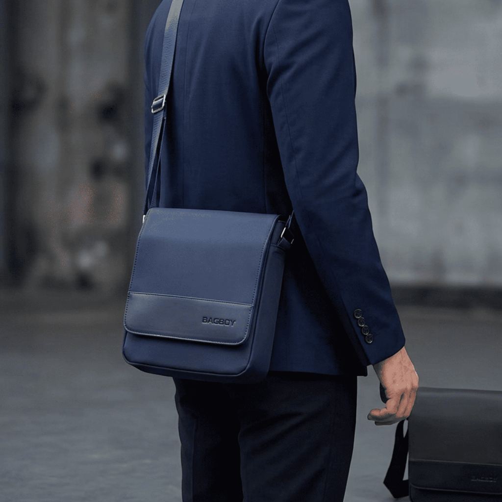 BAGBOY RENO MESSENGER BAG กระเป๋าสะพายข้างไซต์ 11 นิ้ว